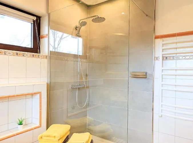 Isabella Am Apartment